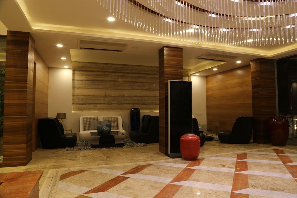 فندق ذا فيرن ريزدنسي Mundra المظهر الخارجي الصورة