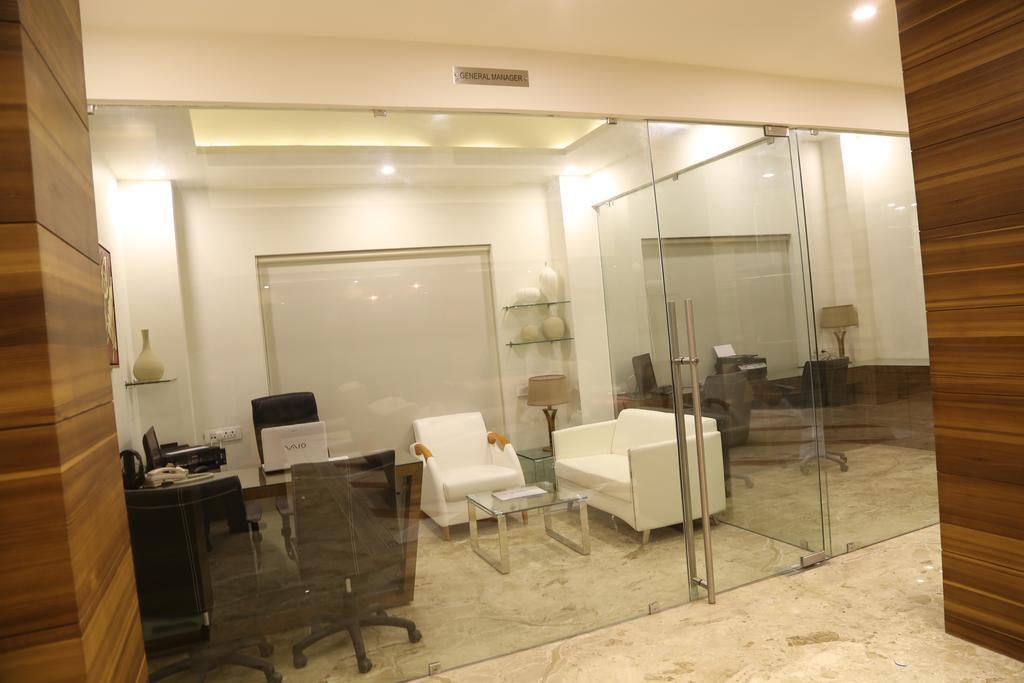 فندق ذا فيرن ريزدنسي Mundra المظهر الخارجي الصورة